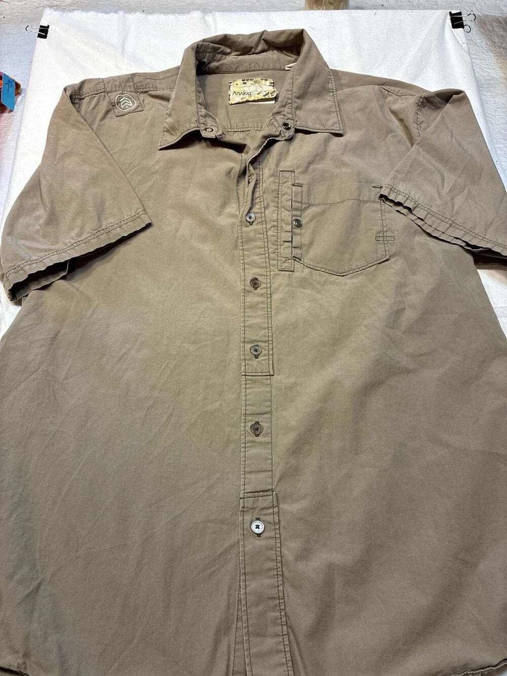 Analog Men's Short Sleeve Button Down Shirt Brown Size Large